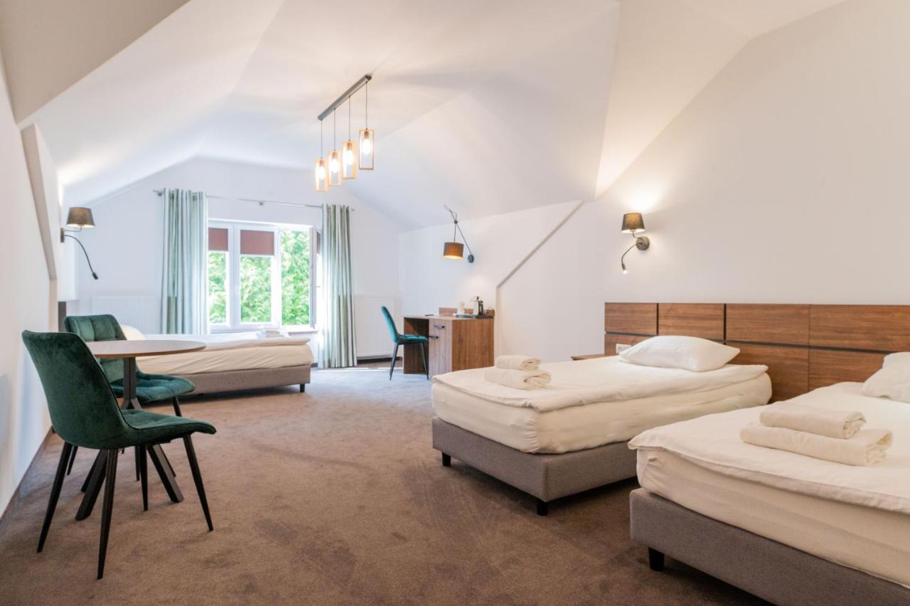 Hotel Odejewscy Хойнице Екстериор снимка