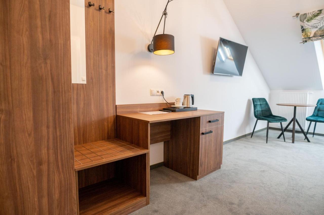 Hotel Odejewscy Хойнице Екстериор снимка