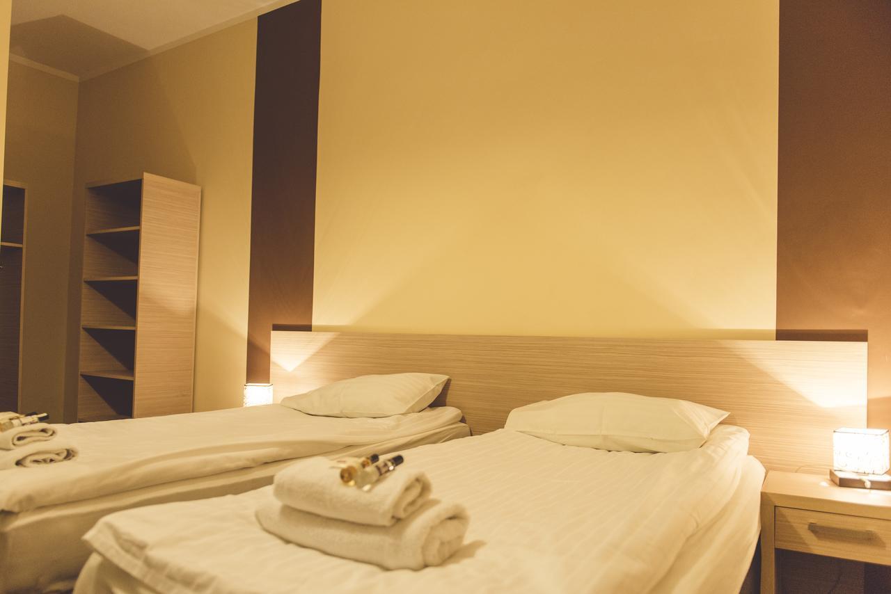 Hotel Odejewscy Хойнице Екстериор снимка