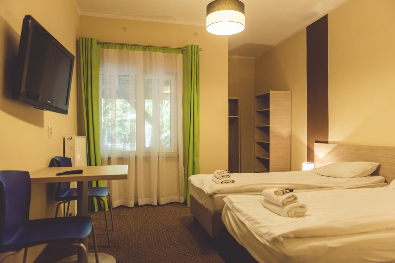 Hotel Odejewscy Хойнице Екстериор снимка